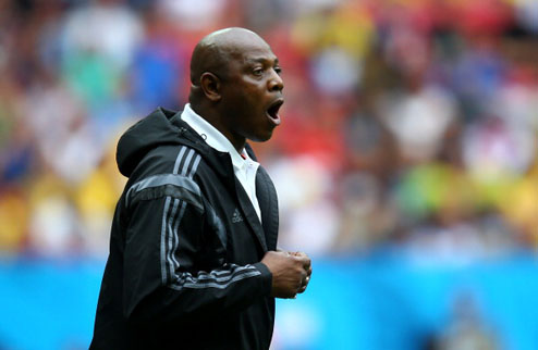 Кеши: "Судья много ошибался" Главный тренер сборной Нигерии прокомментировал поражение в 1/8 финала ЧМ от сборной Франции (0:2).