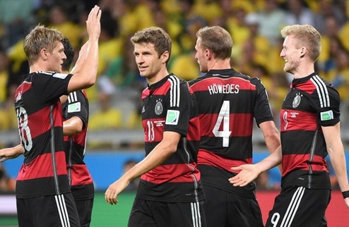 Германия разорвала в клочья Бразилию Немцы не оставили следов от хозяев турнира в полуфинале ЧМ-2014.