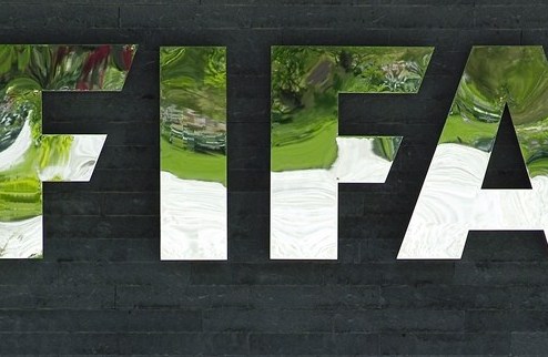 ФИФА дисквалифицировала Федерацию футбола Нигерии Сборные Нигерии всех возрастов с сегодняшнего дня не могут принимать участия в международных соревнова...