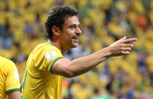 Фред ушел из сборной Бразилии Критикуемый форвард сообщил, что завершает международную карьеру после провального мундиаля.