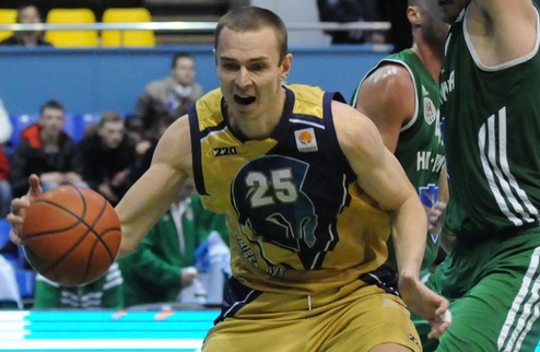 В сборной Украины осталось 19 человек Еще одним баскетболистом, покинувшим сборную, стал Игорь Кривцов.