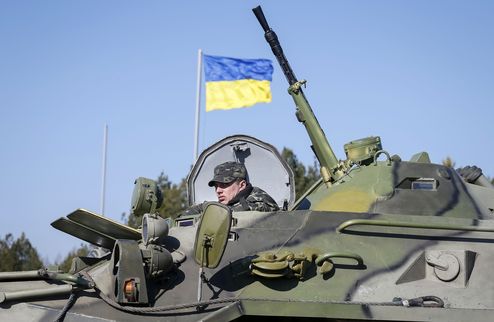 Обращение сайта iSport.ua Наш сайт призывает небезразличных людей помочь украинской армии.