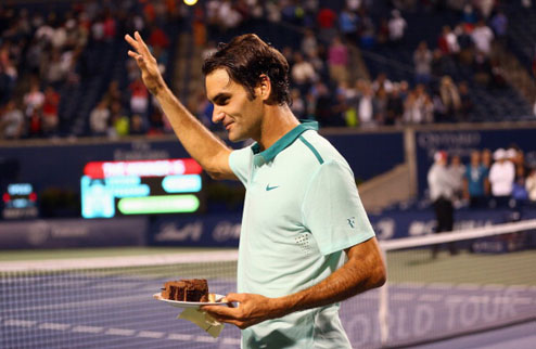 Федерер: прибавил в концовке Швейцарский теннисист прокомментировал свой выход в полуфинал Мастерса в Торонто.