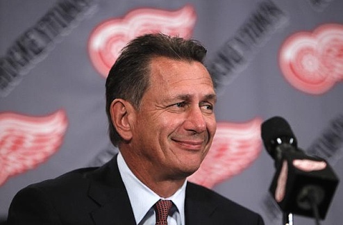 НХЛ. Детройт: новый контракт генерального менеджера Крылья переоформили соглашение с одним из ключевых руководителей.