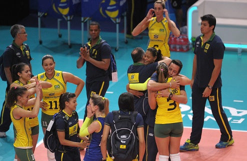 Волейбол. ЧМ-2014. Бразилия выгрызает бронзу Сборная Бразилии на тайбрейке лишила медали хозяек чемпионата мира.