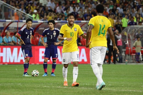 Как Неймар уничтожил Японию. ВИДЕО Форвард Барселоны и сборной Бразилии феерил в товарищеском матче, отгрузив японцам четыре безответных мяча.