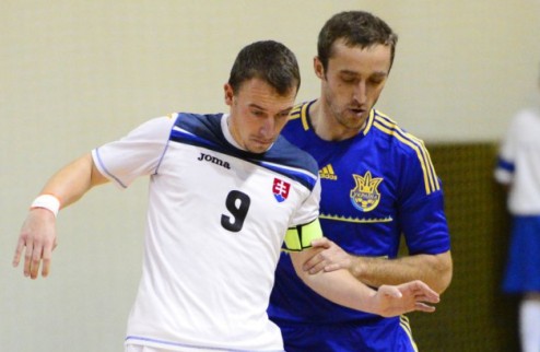 Футзал. Украина переиграла Словакию В дебютном матче Александра Косенка национальная сборная одержала тяжелую победу.