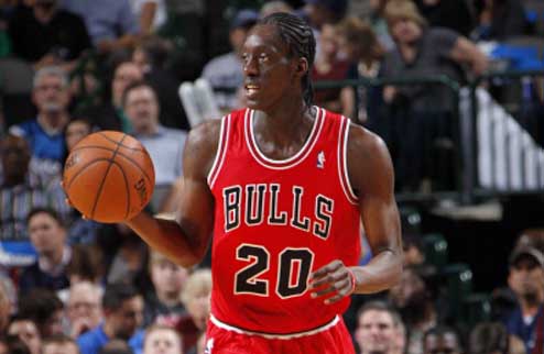 НБА. Чикаго продлевает Снелла Буллс заинтересованы в дальнейшем сотрудничестве с баскетболистом.