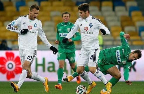 Динамо минимально бьет Карпаты и идет дальше Киевляне во второй раз обыграли Карпаты со счетом 1:0 и вышли в 1/4 финала национального кубка. 