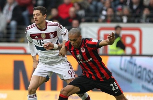 Бавария выигрывает, Байер оступается, Шальке терпит фиаско Завершился ряд матчей 11 тура Бундеслиги.