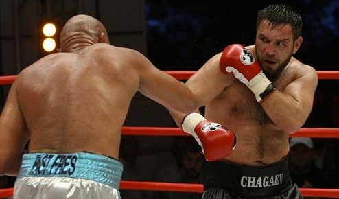 Окендо до сих пор не получил $1 млн. за бой с Чагаевым Об этом заявил сам пуэрториканский супертяжеловес.