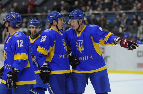 Конец легендарной тройки iSport.ua рассказывает о самой сильной тройке нападения за всю историю современного украинского хоккея.