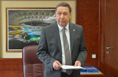 Коньков проигнорировал встречу по "крымскому вопросу" Президент ФФУ не поехал в Ньон на совместную встречу с участием РФС, УЕФА и ФИФА. 