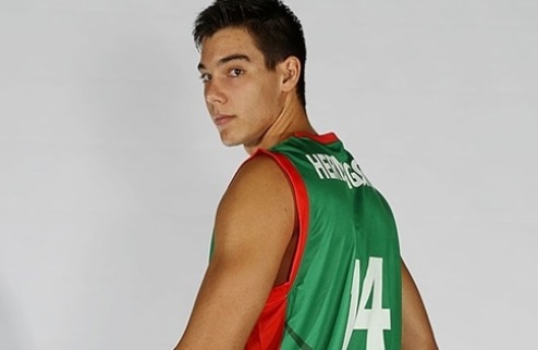 20-летний центровой Севильи — MVP тура в Еврокубке Лучшим на восьмой неделе турнира стал Гильермо Эрнангомес.