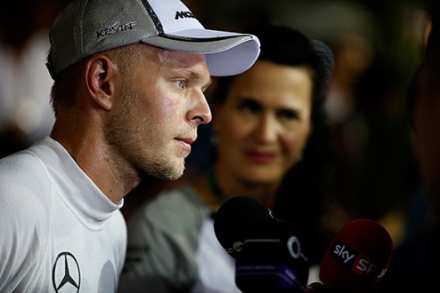 Формула-1. Магнуссен остался без пятничных тренировок Тест-пилот Макларена не будет выступать по пятницам на Гран-при следующего сезона.