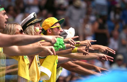 Дневник Australian Open. День 2 iSport.ua вспоминает самые интересные события второго игрового дня Открытого чемпионата Австралии.