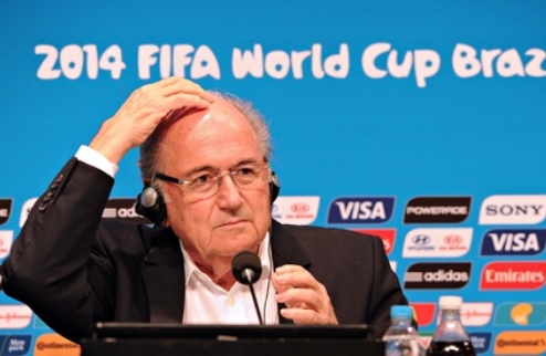 Блаттер официально баллотируется на пост президента ФИФА Действующий рулевой международной федерации футбола подал свою заявку.

