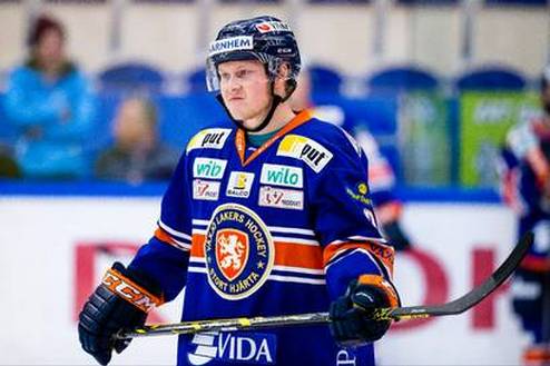 Лига чемпионов. Экс-нападающий Донбасса продлил контракт со шведским Векше Тоумас Кискинен решил остаться в Швеции еще на два сезона.