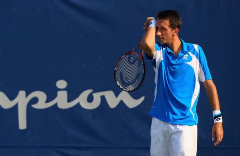Стаховский — четвертьфиналист Роттердама Украинский теннисист одержал вторую победу на мужском турнире с призовым фондом $1,946,161 в Нидерландах.