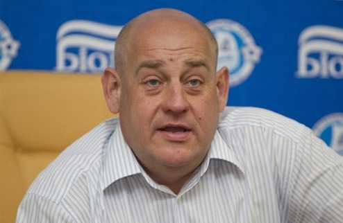 Стеценко: "Проблемных позиций нет" Генеральный директор Днепра Андрей Стеценко прокомментировал работу клуба на зимнем трансферном рынке. 
