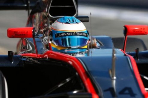 Формула-1. На болиде Алонсо мог заклинить руль Появилась новая версия причины аварии гонщика Макларена на тестах в Барселоне.