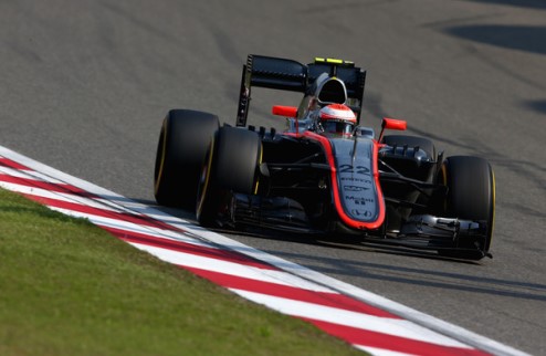 Формула-1. Хонда: Бахрейн — очень тяжелый этап Глава автоспортивного подразделения Хонды Ясухиса Араи с опаской смотрит на ближайший этап Формулы-1.
