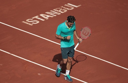 Федерер увозит из Стамбула 85-й титул в карьере Легендарный швейцарец стал победителем грунтового турнира с призовым фондом $472,712.