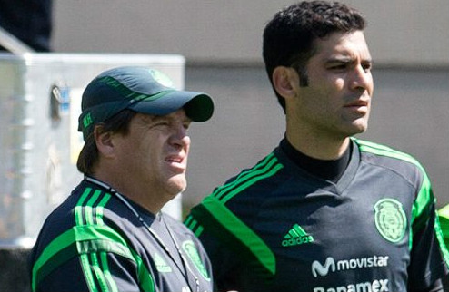 Мексика огласила состав на Копа Америка Наставник сборной Мигель Эррера назвал имена игроков, которые выступят на Копа Америка-2015.