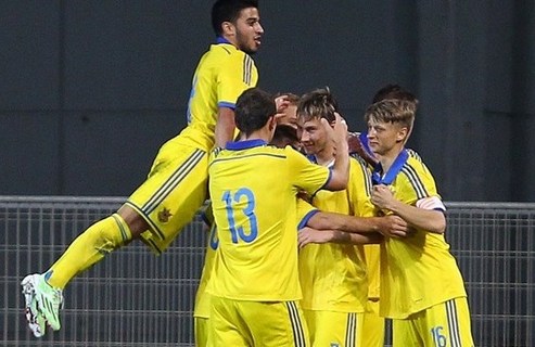 Сборная Украины U-19 расправилась с поляками Команда Александра Головко добилась победы во втором матче элит-раунда отбора к Чемпионату Европы 2015.