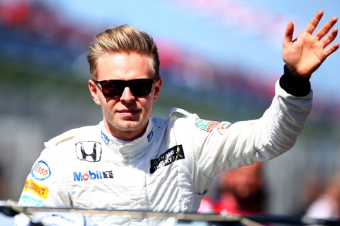 Магнуссен ищет спонсоров для возвращения в Формулу-1 Датский пилот считает, что его шансы найти себе место в чемпионате в следующем году повысятся, если...
