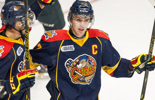 НХЛ. Макдэвид стал игроком сезона в Канадской хоккейной Лиге Молодой форвард готовится перейти на уровень НХЛ.
