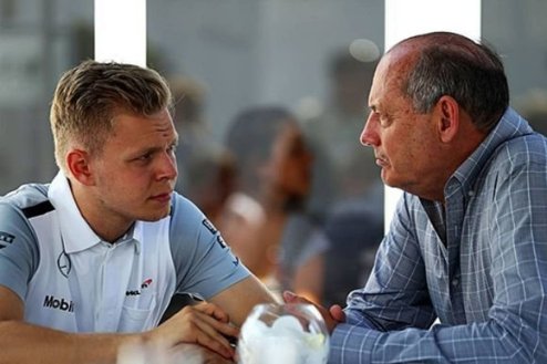 Формула-1. Деннис ищет спонсоров Магнуссену Босс Макларена сделал неожиданное заявление во время визита в Данию, обратившись за поддержкой к местному би...