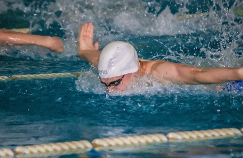 Плавание. Нестеркин – пятикратный чемпион Украины среди юношей Во Львове прошел юношеский чемпионат страны по плаванию.