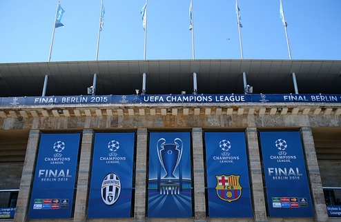 Финал в финале Помимо противостояния наиболее убедительных команд текущего сезона, в финале Лиги чемпионов-2015 заключается другой - эпохальный аспект.