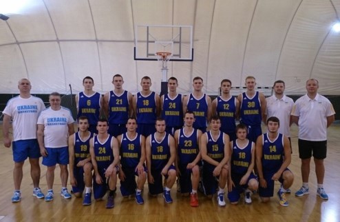 Молодежная сборная Украины провела два спарринга в Беларуси Подопечные Владимира Коваля готовятся к чемпионату Европы U-20.