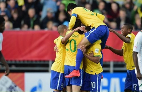 ЧМ (U-20). Бразилия громит Сенегал и выходит в финал В 1/2 финала молодежного чемпионата мира бразильцы легко разобрались с обидчиком сборной Украины.