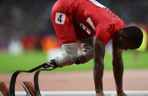 Nike: "внутренняя" сила Блейка Липера Американский атлет Блейк Липер доказывает, что нет таких препятствий, которые бы остановили его в достижении своей...