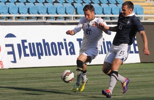 Черноморец разгромил любителей На стадионе Черноморец прошла товарищеская игра, в которой Моряки принимали любительскую команду Атлетик (Одесса).