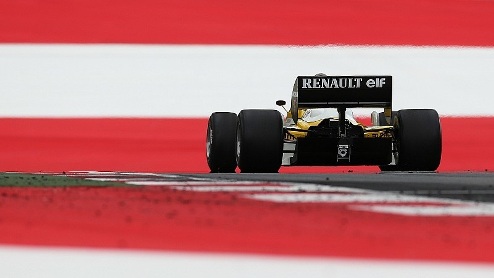 Рено готов покинуть Формулу-1 По словам главы концерна Карлоса Гона, французский производитель определится со своим будущим к концу года – и может покин...