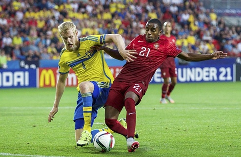 Швеция выиграла молодежный чемпионат Европы Скандинавская сборная стала лучшей по итогам континентального первенства в возрасте до 21 года, победив в фи...