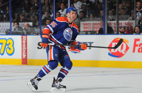 НХЛ. Торонто договорился с защитником Новичком Кленовых Листьев стал 23-летний Мартин Маринчин.