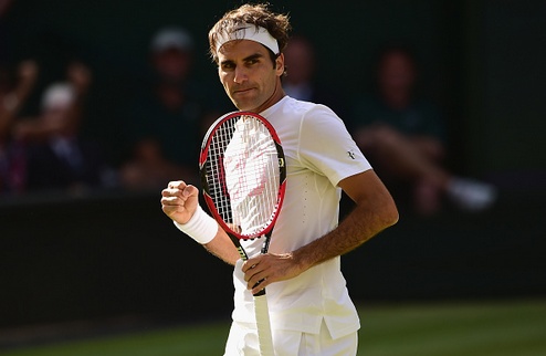 Федерер в десятый раз сыграет в финале Уимблдона Три поздних брейка принесли Роджеру Федереру комфортную победу над Энди Марреем.