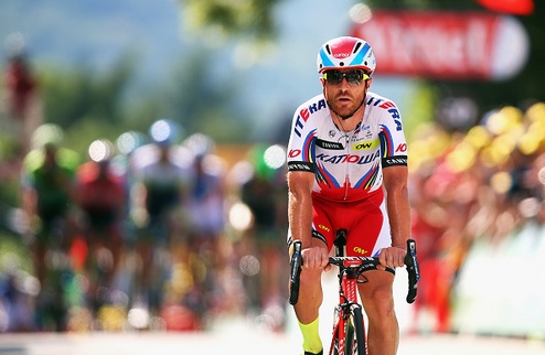 Паолини попался на кокаине и снят с Тур де Франс-2015 Итальянский гонщик Катюши Лука Паолини попался на употреблении запрещенных веществ.