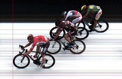 Тур де Франс-2015. Хет-трик Грайпеля на равнине Немец Андре Грайпель воспользовался предпоследним шансом спринтеров, выиграв этап с финишем в Валансе.