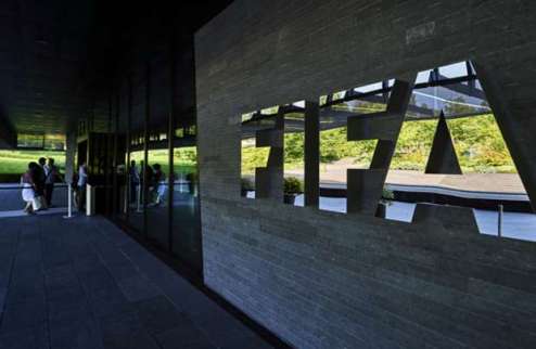 Выборы президента ФИФА состоятся в феврале 2016-го Внеочередной конгресс ассоциации, в рамках которого состоятся выборы нового президента, пройдет ближа...
