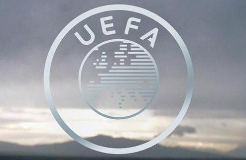 УЕФА оштрафовал Хорватский футбольный союз Контрольно-дисциплинарный и этический орган УЕФА снял со сборной Хорватии одно очко в рамках отбора на Евро-2...