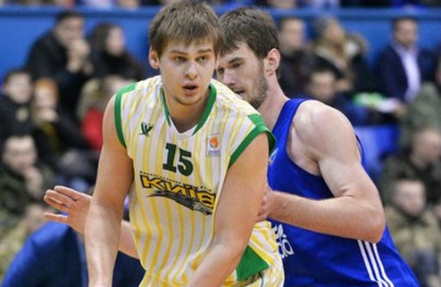 Сандул продолжит карьеру в Манресе Вслед за Русланом Отверченко свои силы в элите испанского баскетбола попробует еще один экс-игрок БК Киев.