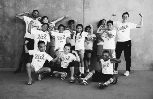 Дети покоряют мир: компания Nike стала партнером проекта Marathon Kids Программа Marathon Kids с 1995 года помогает детям преодолеть марафонскую дистанц...