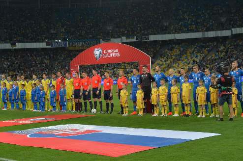 Словакия — Украина. Превью Сегодня национальная сборная Украины проведет поединок на выезде против Словакии в рамках отбора к Евро-2016.
