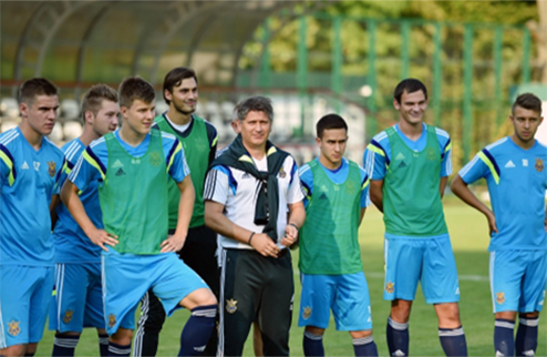 Ковалец объявил состав на Исландию и Францию Стала известна заявка молодежной сборной Украины на ближайшие матчи квалификации чемпионата Европы-2017.